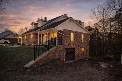 Exterior - 30 Skyline Dr, Murphy, NC 28906 photo 2 of 10