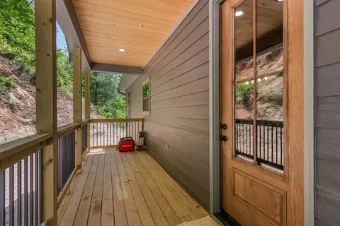 Exterior - 590 Spring Branch Dr, Marble, NC 28905 photo 5 of 9