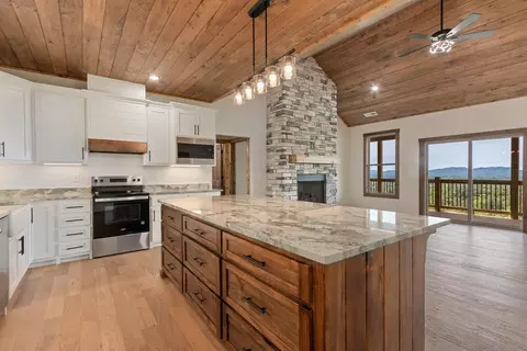 Kitchen - 590 Spring Branch Dr, Marble, NC 28905 photo 2 of 7