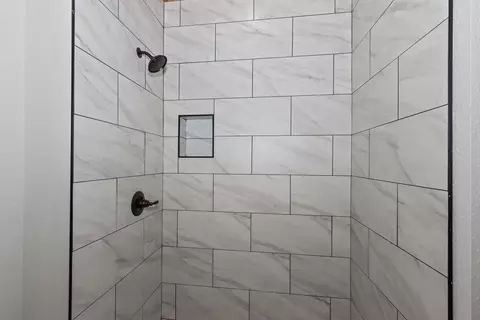 Bath - 590 Spring Branch Dr, Marble, NC 28905 photo 2 of 5