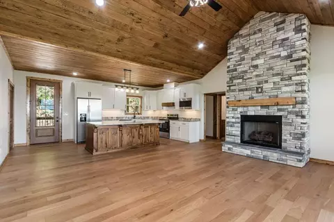 Living - 590 Spring Branch Dr, Marble, NC 28905 photo 3 of 6