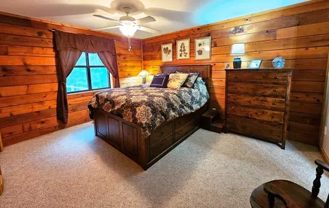 Bedroom - 245 Sunnie Ln, Murphy, NC 28906 photo 2 of 5