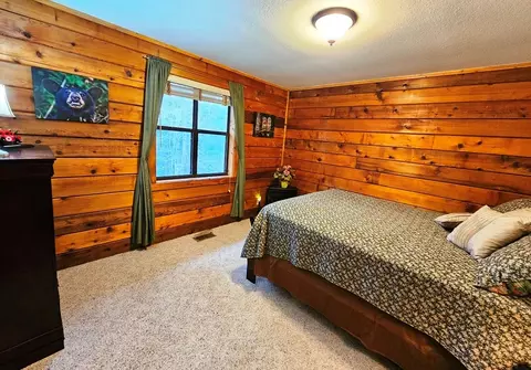 Bedroom - 245 Sunnie Ln, Murphy, NC 28906 photo 3 of 5