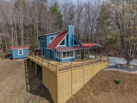 355 Up The Creek Trl, Hayesville, NC 28904