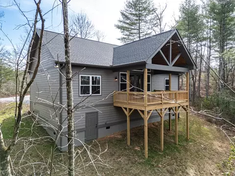 Exterior - 325 River Mountain Rd, Murphy, NC 28906 photo 8 of 10