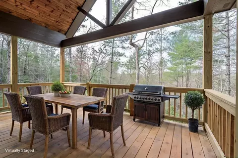 Exterior - 325 River Mountain Rd, Murphy, NC 28906 photo 4 of 10