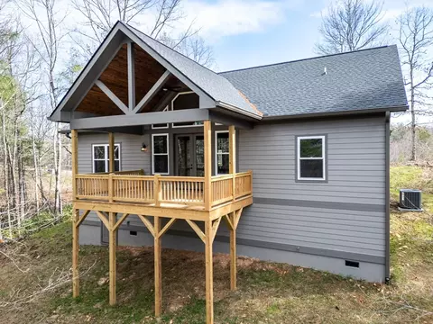Exterior - 325 River Mountain Rd, Murphy, NC 28906 photo 7 of 10