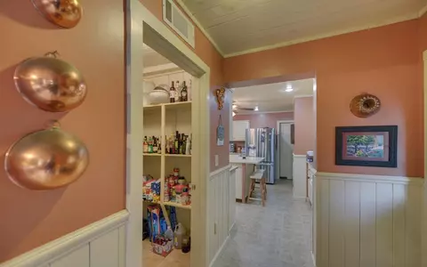 Entry Way - 1082 Valley River Ave, Murphy, NC 28906 photo 3 of 3