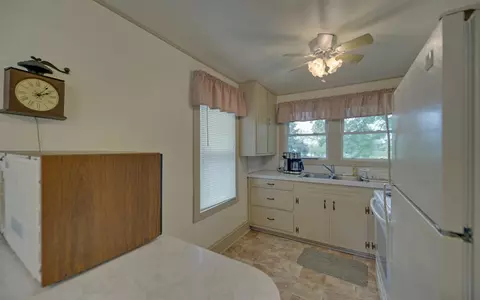 Kitchen - 1082 Valley River Ave, Murphy, NC 28906 photo 6 of 6