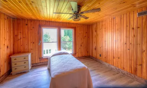 Bedroom - 849 Valley River Ave, Murphy, NC 28906 photo 3 of 11