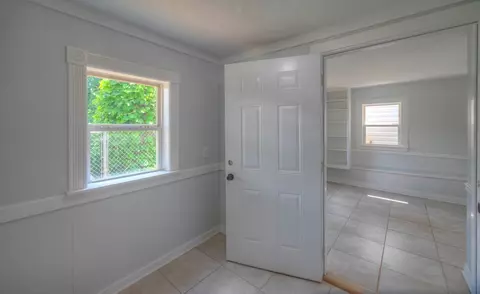 Entry Way - 849 Valley River Ave, Murphy, NC 28906 photo 5 of 7