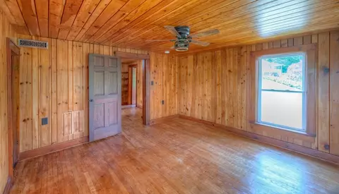 Bedroom - 849 Valley River Ave, Murphy, NC 28906 photo 2 of 11