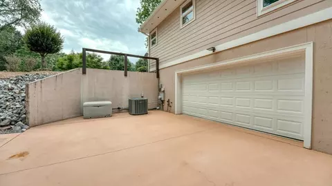 Exterior - 515 Barlow Fields Dr, Hayesville, NC 28904 photo 3 of 6
