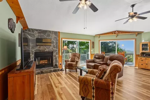 Living - 124 U Drive Rd, Murphy, NC 28906 photo 1 of 3