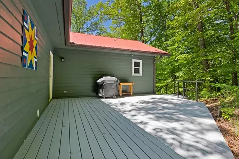 Exterior - 124 U Drive Rd, Murphy, NC 28906 photo 3 of 16