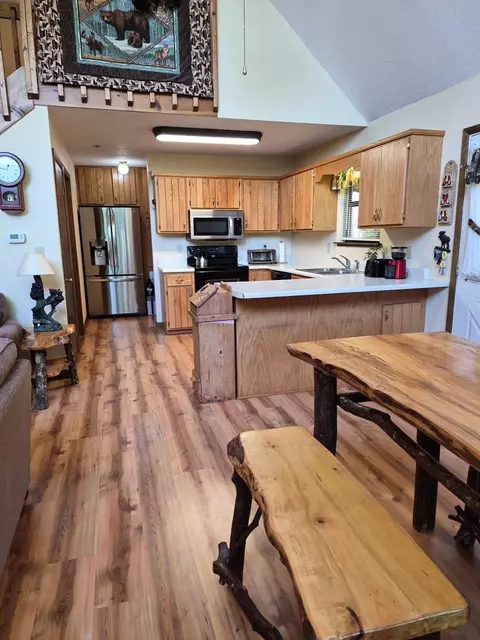 Kitchen - 45 Black Bear Trce, Murphy, NC 28906 photo 2 of 2