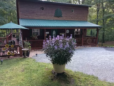680 Hawthorne Ln, Murphy, NC 28906
