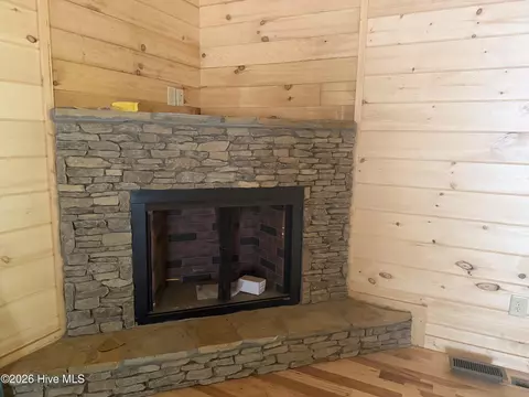 Living - lot37 Quail Crk, Murphy, NC 28906 photo 4 of 4