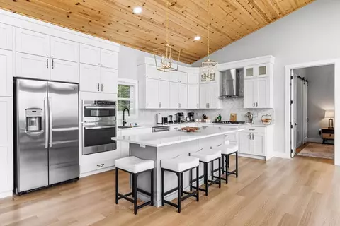 Kitchen - 372 Heritage Trl, Murphy, NC 28906 photo 1 of 7