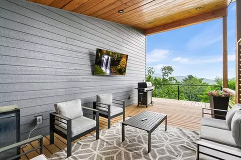 Exterior - 372 Heritage Trl, Murphy, NC 28906 photo 9 of 13