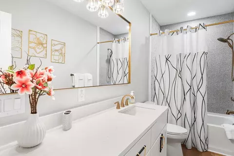 Bath - 372 Heritage Trl, Murphy, NC 28906 photo 6 of 6