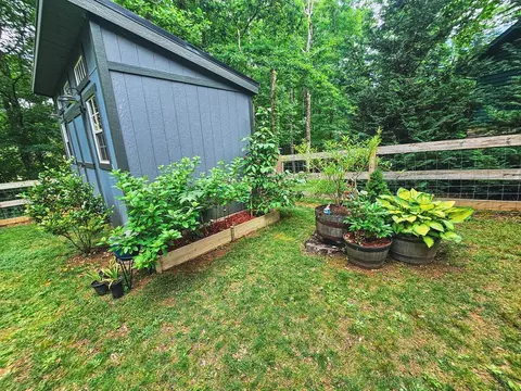 Exterior - 210 Hedden Rd, Murphy, NC 28906 photo 20 of 22
