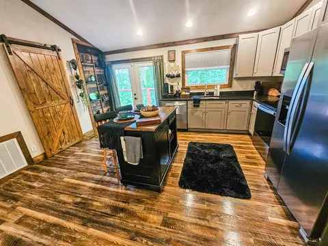 Kitchen - 210 Hedden Rd, Murphy, NC 28906 photo 2 of 4