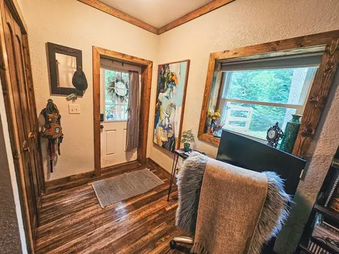 Entry Way - 210 Hedden Rd, Murphy, NC 28906 photo 4 of 4