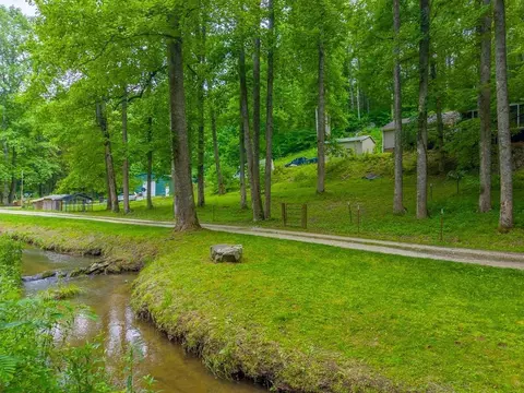 224 Cochrans Crk, Robbinsville, NC 28771