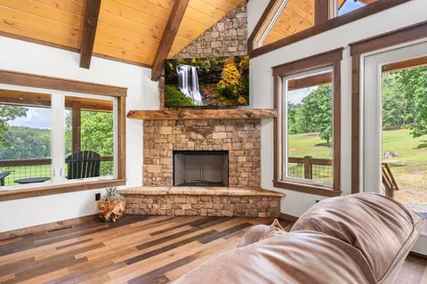 Living - 184 Nature Valley Trl, Murphy, NC 28906 photo 1 of 2