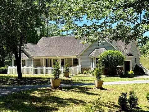 56 Mashie Ln, Murphy, NC 28906