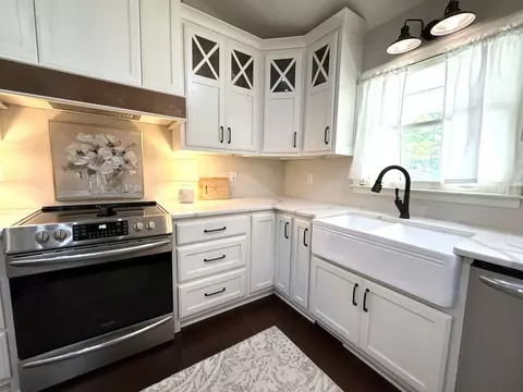 Kitchen - 56 Mashie Ln, Murphy, NC 28906 photo 6 of 9