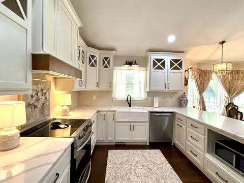 Kitchen - 56 Mashie Ln, Murphy, NC 28906 photo 4 of 9