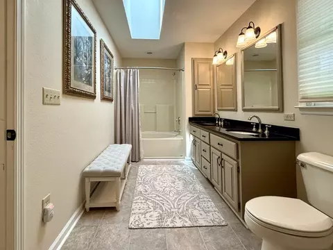 Bath - 56 Mashie Ln, Murphy, NC 28906 photo 3 of 10
