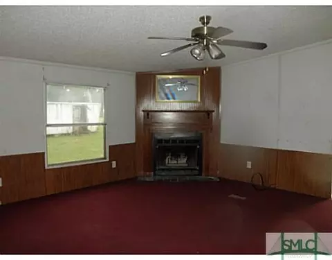 337 Mockingbird Dr, Springfield, GA 31329 photo 2