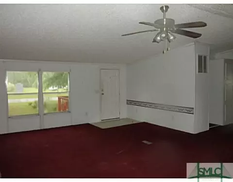 337 Mockingbird Dr, Springfield, GA 31329 photo 4
