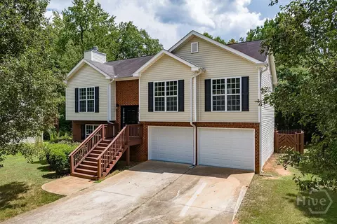 560 Bethany Ct, Athens, GA 30606