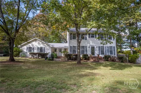 100 Hanover Dr, Bogart, GA 30622