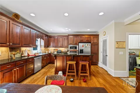 Kitchen - 1071 Riverhill Dr, Bishop, GA 30621 photo 3 of 4