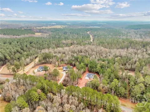 742 Harmony Gates Dr, Commerce, GA 30529 photo 4