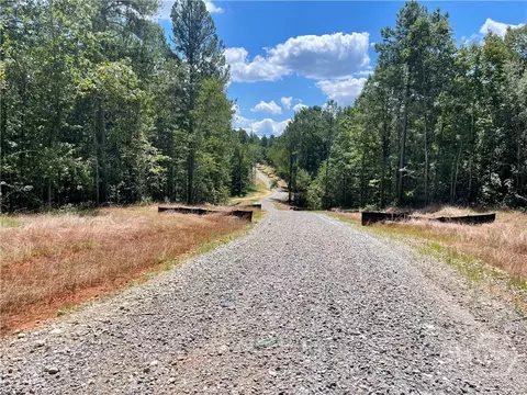 742 Harmony Gates Dr, Commerce, GA 30529 photo 10