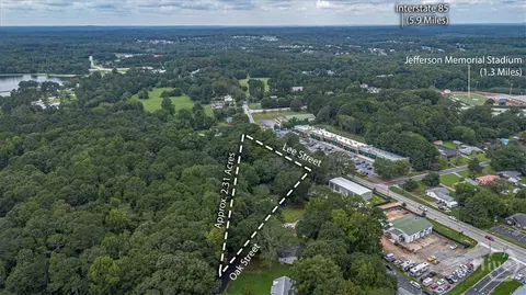 447 Oak Ave, Jefferson, GA 30549