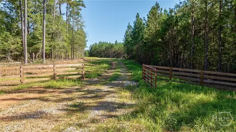 75 Bob Smith Rd, Stephens, GA 30667