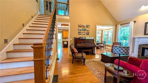 Entry Way - 1141 Southwind Dr, Bishop, GA 30621 photo 2 of 6