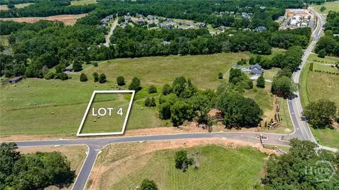 1496 Malcom Estates Dr, Bogart, GA 30622