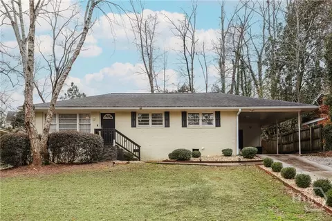 578 Woodland Hills Dr, Athens, GA 30606