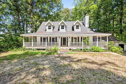 1190 Foster Rd, Statham, GA 30666