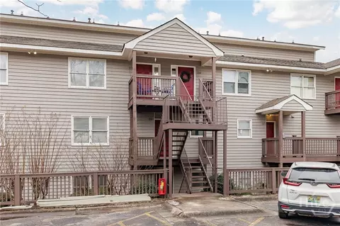 2505 W Broad St #222, Athens, GA 30606
