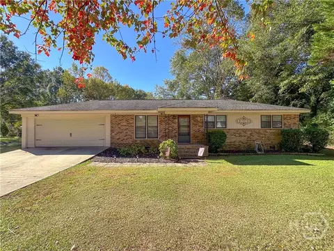 838 Virginia Ln, Hull, GA 30646