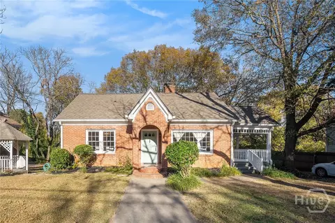 17 W Wright St, Winder, GA 30680